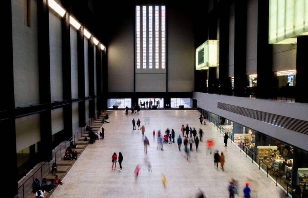 Tate Modern kapılarını aralıyor!