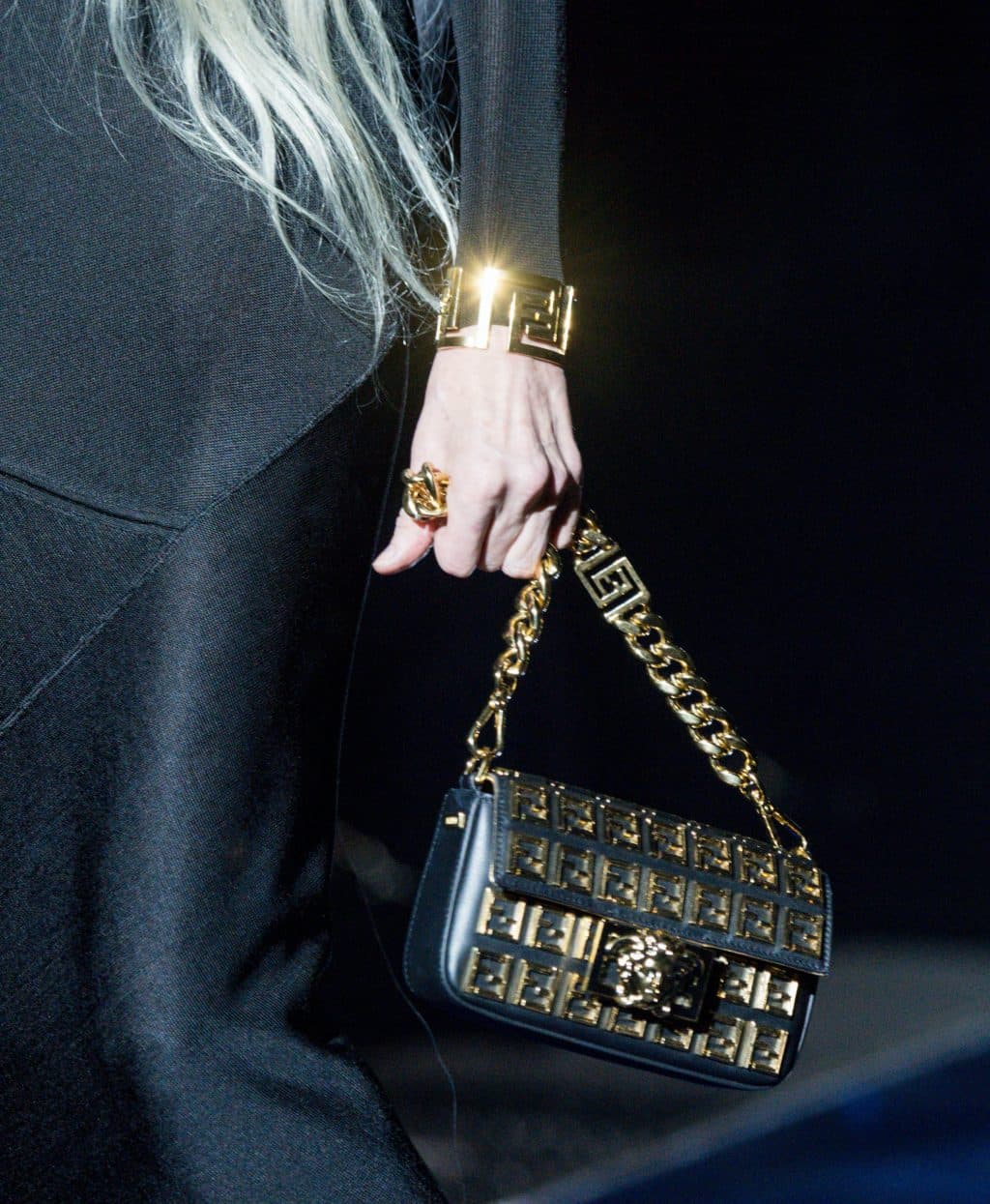Büyüleyici Bir İtalyan Füzyonu: VERSACE x FENDI