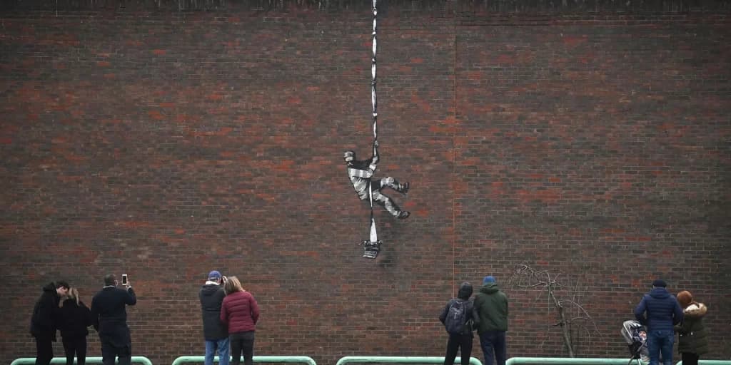 Banksy Reading Hapishanesi’ni Kurtarmaya Çalışıyor